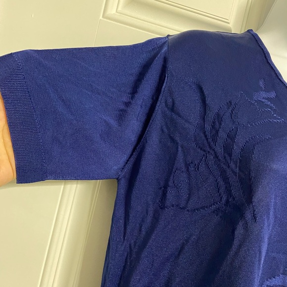 6- MONTAGUT PARIS Navy Floral POLYAMIDE V-Neck Top - Picture 3 of 8